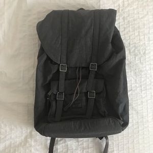 HERSCHEL Little America Backpack (Grey)